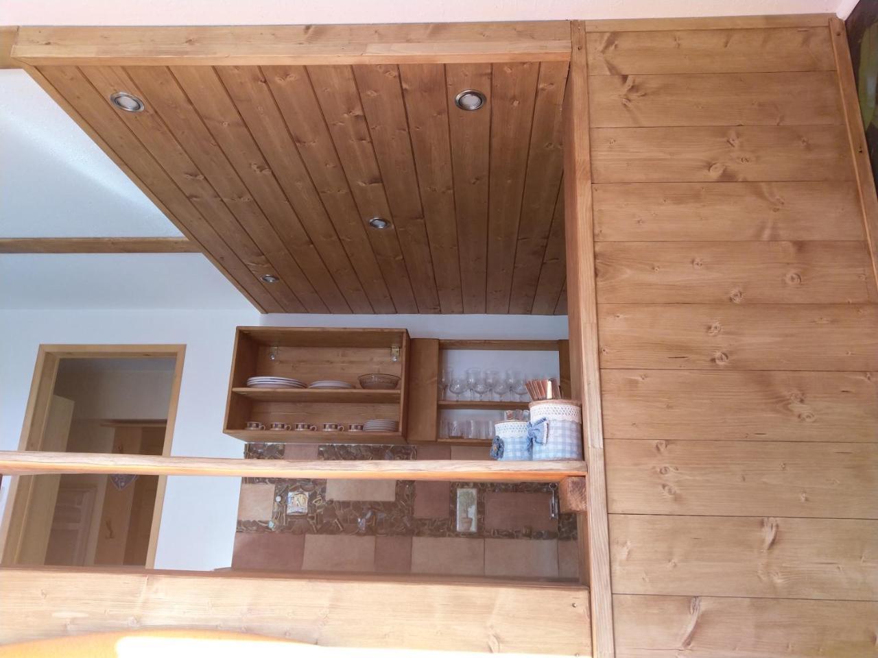 דצ'ין Apartmany Sharka -Sarka Justrova מראה חיצוני תמונה