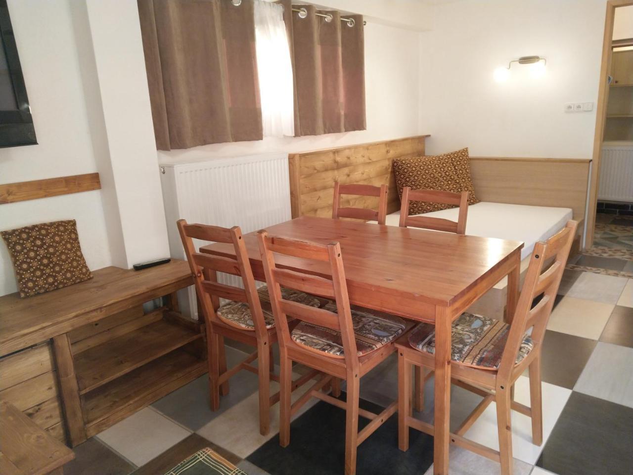 דצ'ין Apartmany Sharka -Sarka Justrova מראה חיצוני תמונה